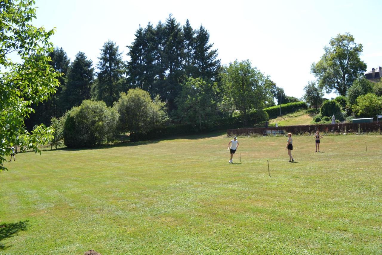 The Railway Cottage - Characterful And Comfortable Holiday Cottage Piégut-Pluviers Exterior foto